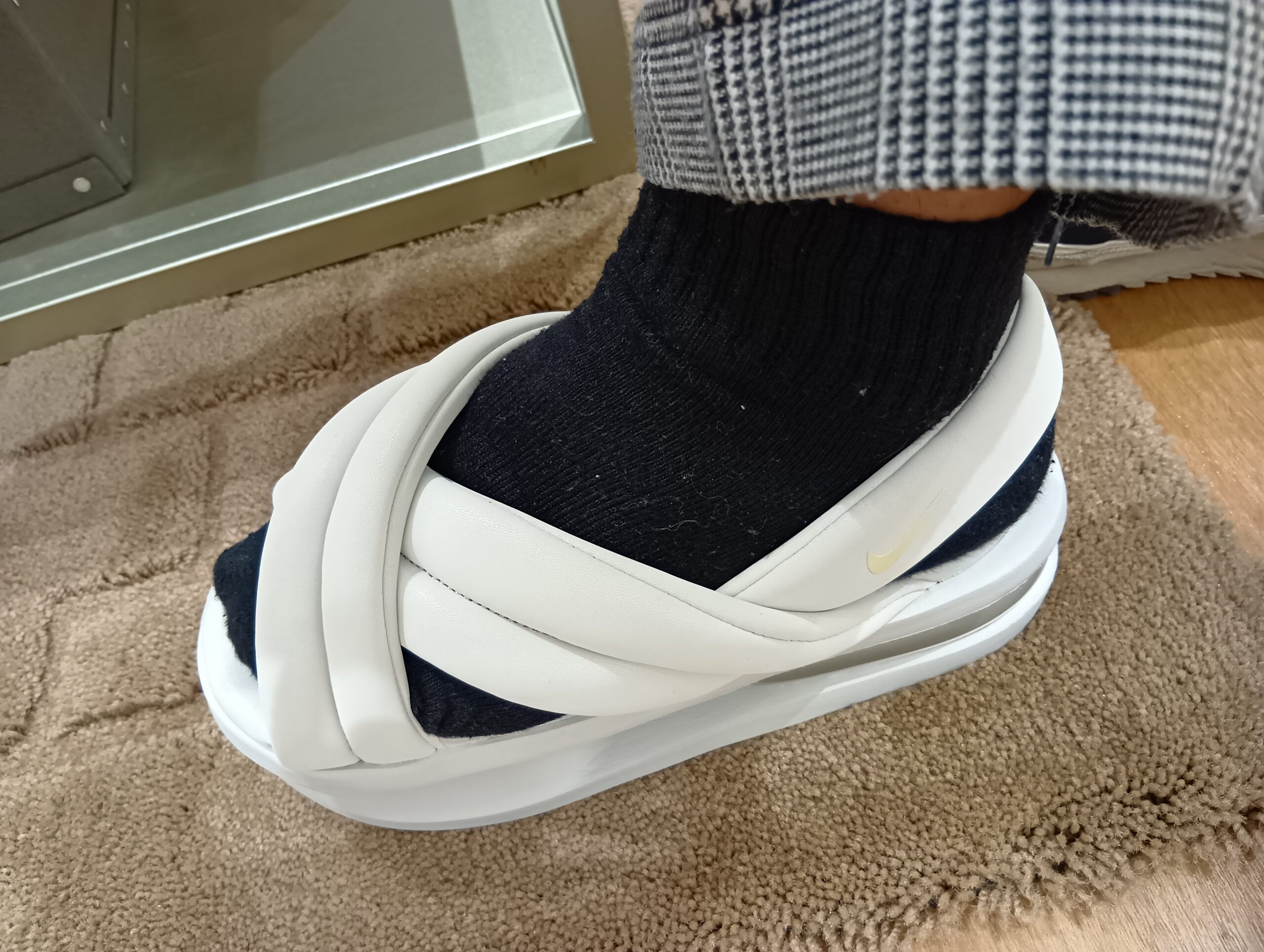 サンダル